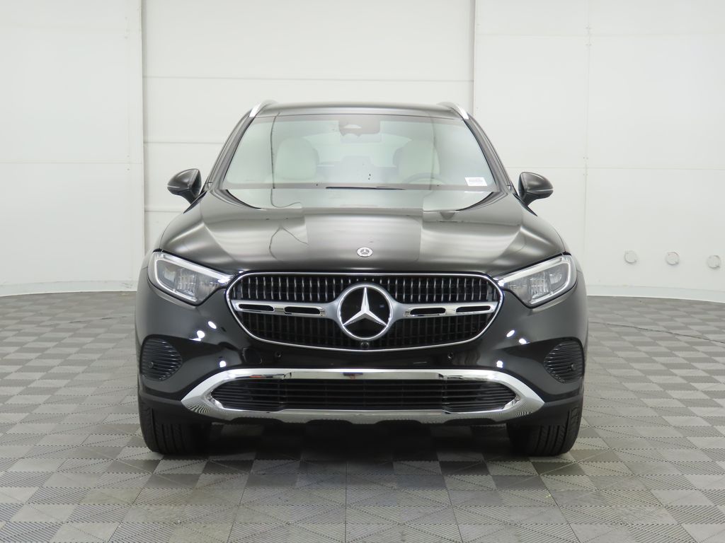 2024 Mercedes-Benz GLC 300 2