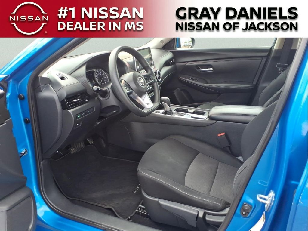 Used 2024 Nissan Sentra Sedan