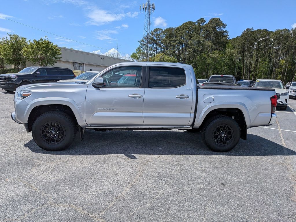 2022 Toyota Tacoma SR5 V6