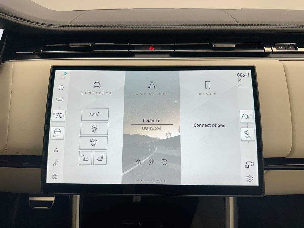 Thumbnail: 2025 Land Rover Range Rover - 13