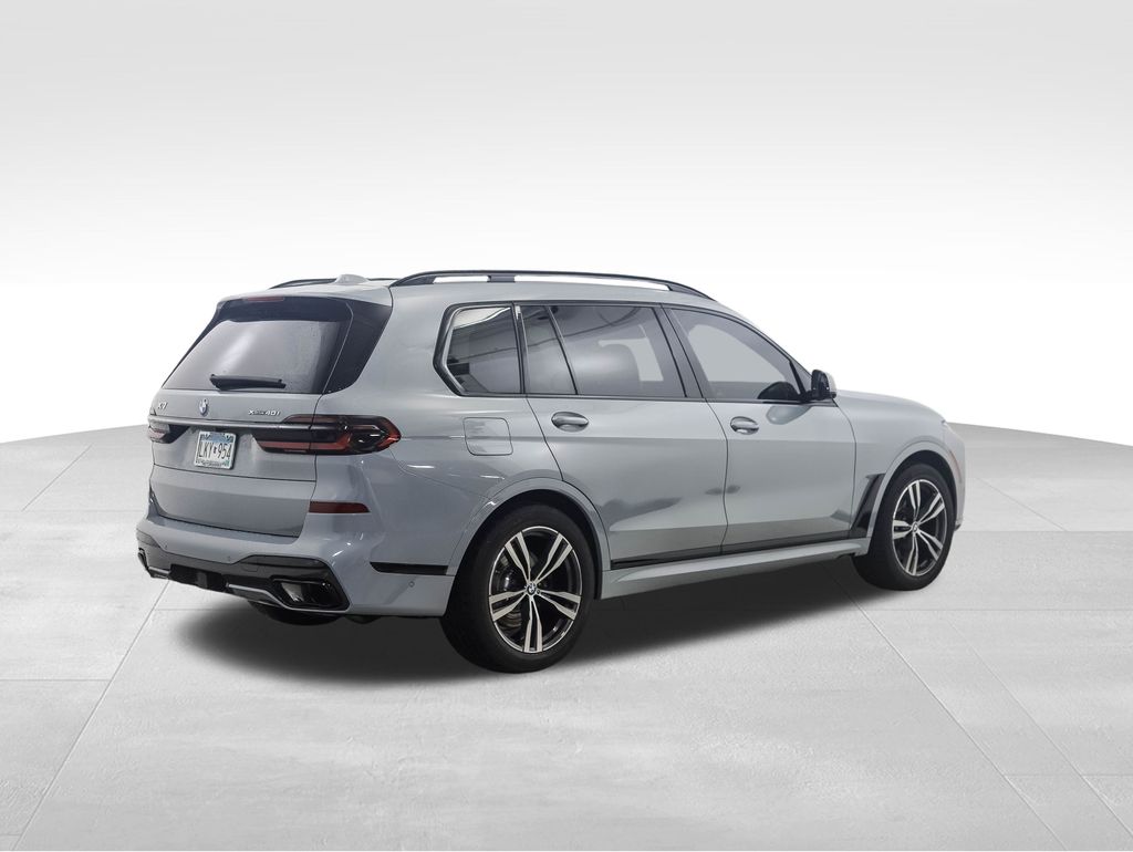 Thumbnail: 2024 BMW X7 - 5