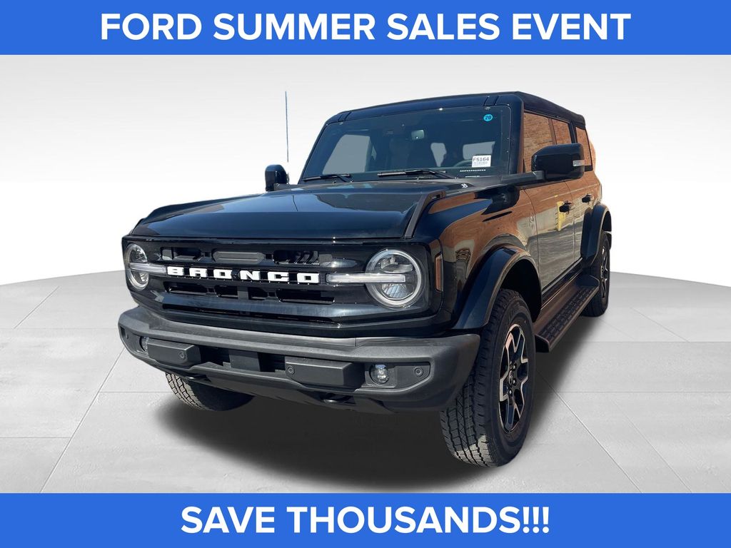 Shadow Black 2025 Ford Bronco SUV / Crossover Four-Wheel Drive Automatic