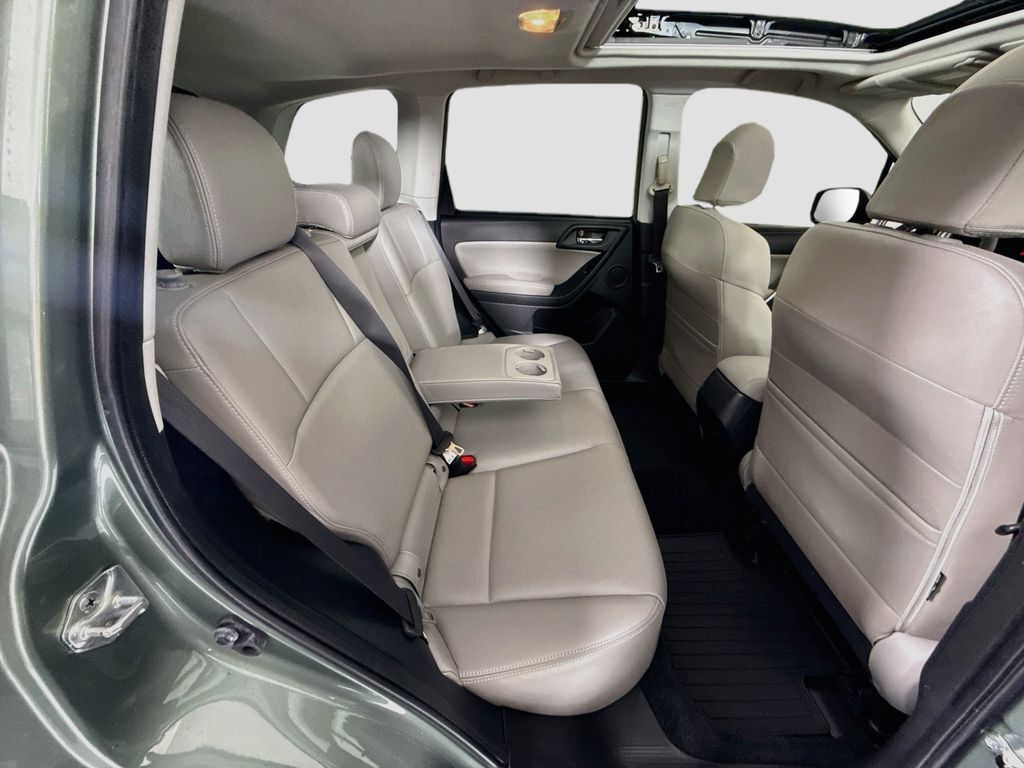 Thumbnail: 2015 Subaru Forester - 22