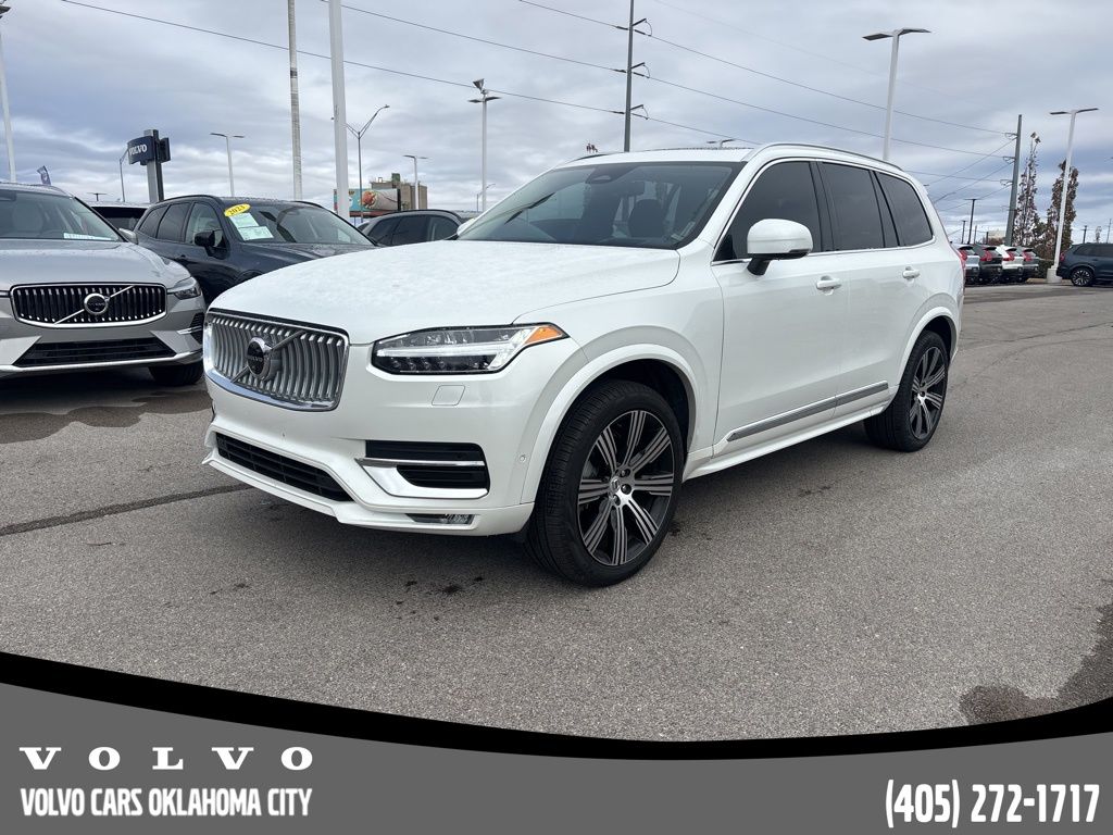 2025 Volvo XC90 Ultra's photo
