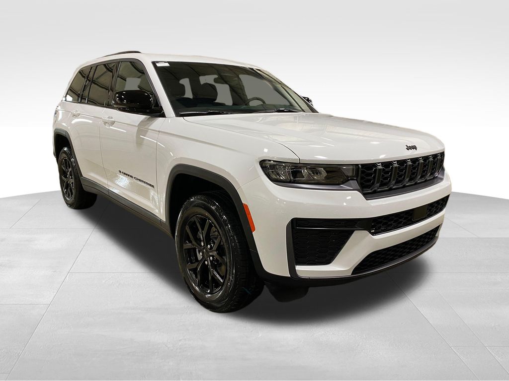 Bright White Clearcoat 2026 Jeep Grand Cherokee SUV / Crossover Four-Wheel Drive 8-Speed Automatic