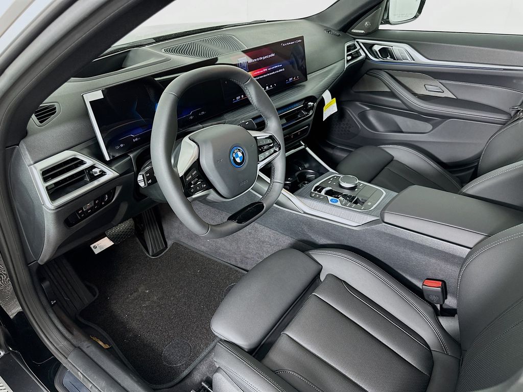 2025 BMW i4 xDrive40 9