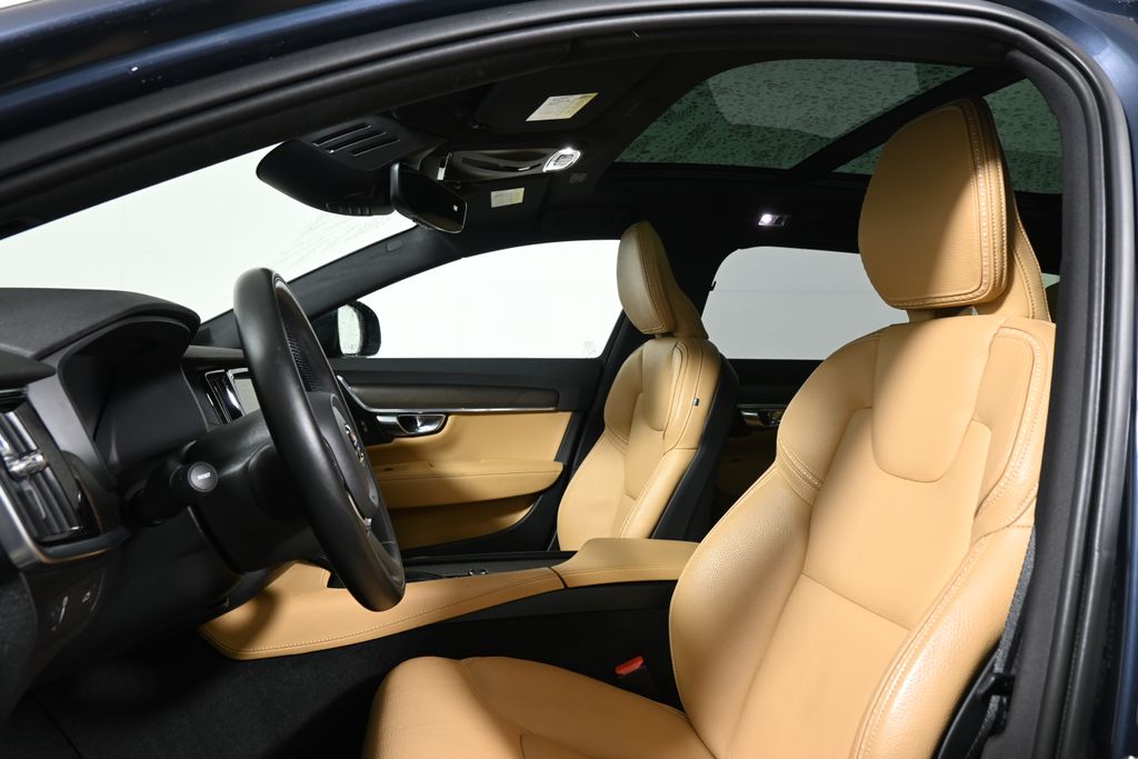 Thumbnail: 2020 Volvo S90 - 14