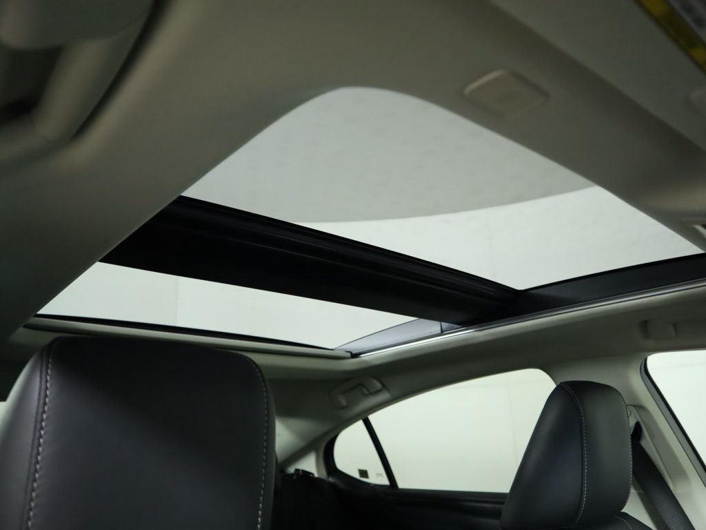 Thumbnail: 2024 Lexus ES - 19