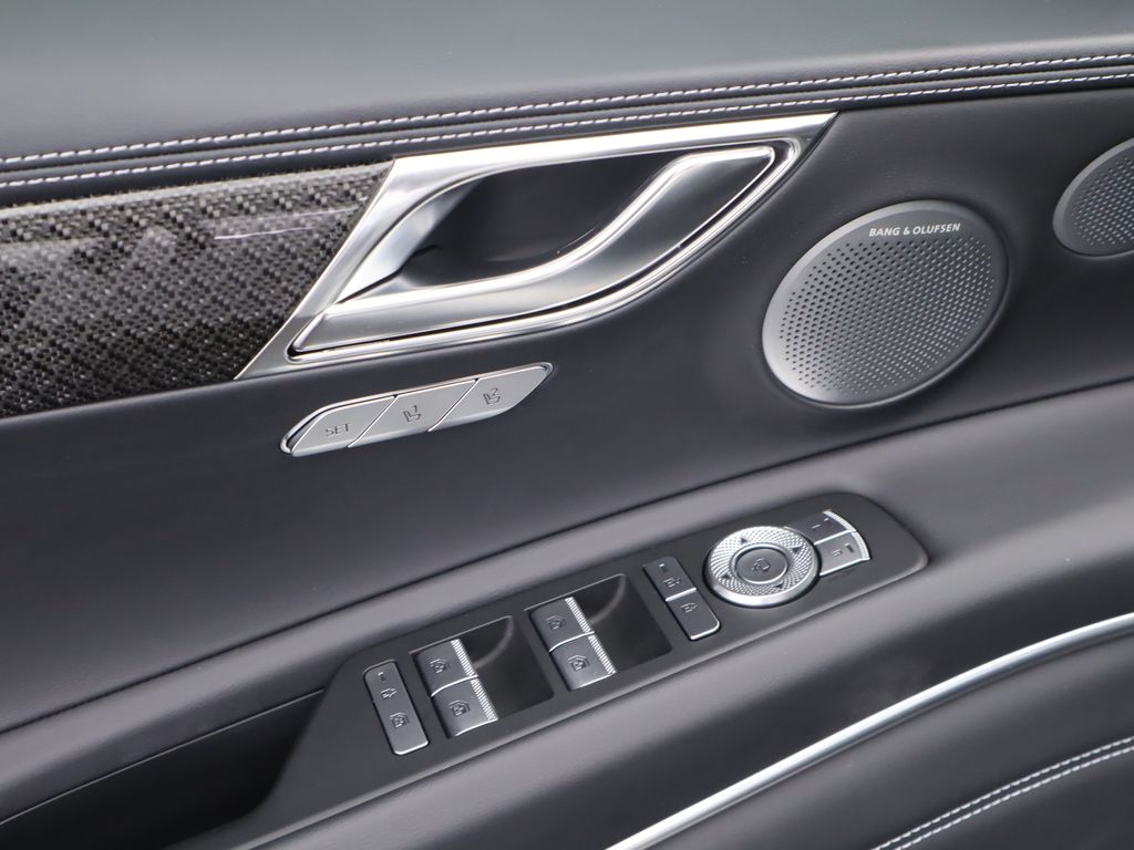 Thumbnail: 2025 Genesis GV80 - 24