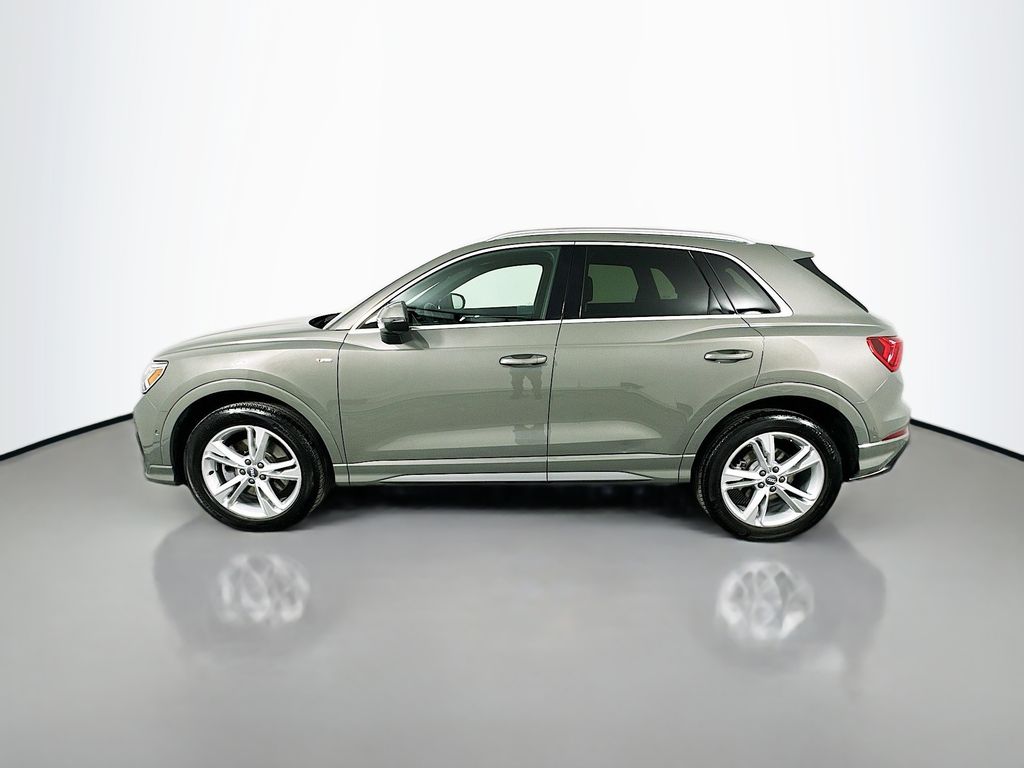 Thumbnail: 2020 Audi Q3 - 8
