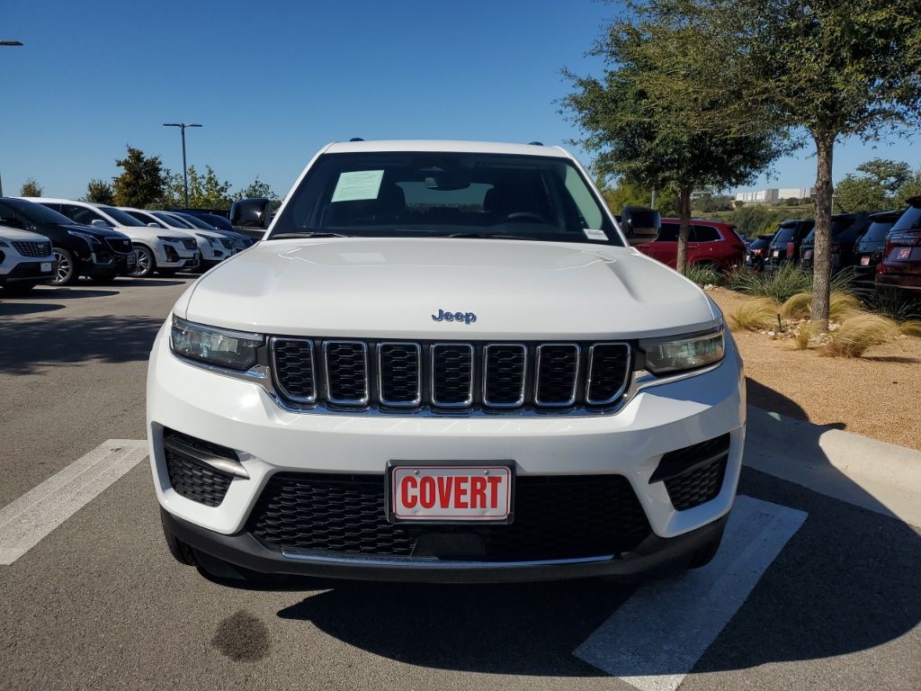 Used Car 2024 Jeep Grand Cherokee  Laredo For Sale Under $25,000 In Austin, Texas