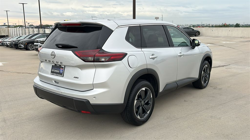 2025 Nissan Rogue SV Silver at Bravo Nissan