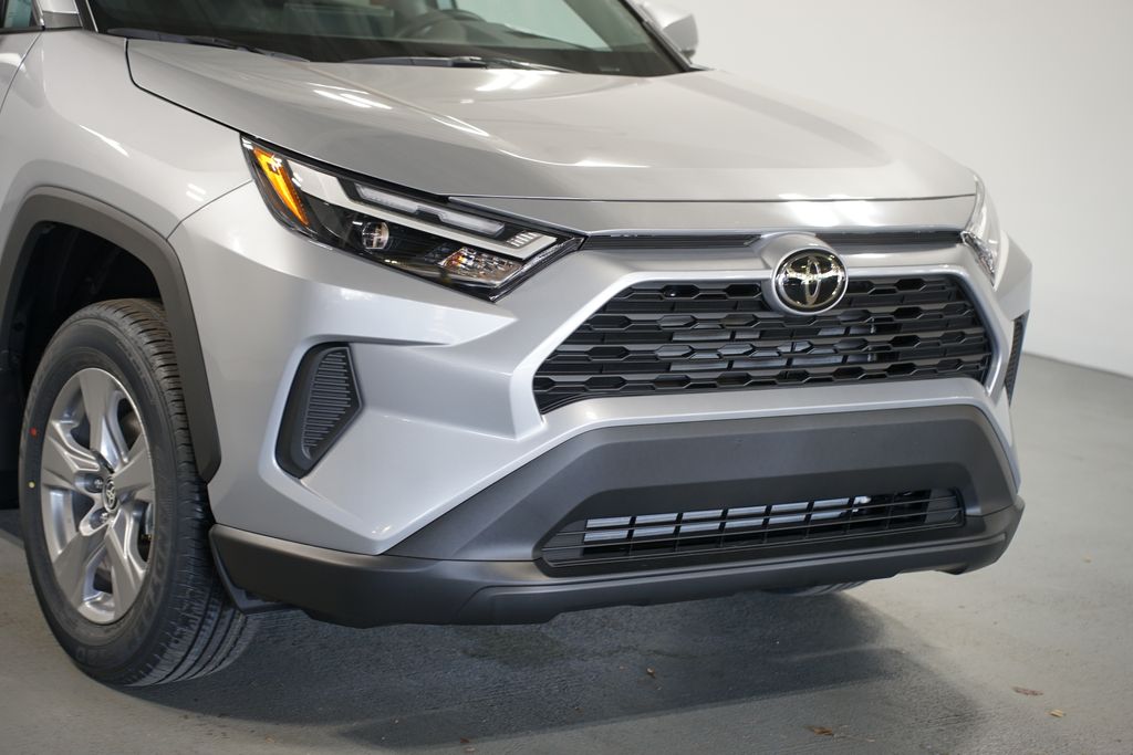 Thumbnail: 2025 Toyota RAV4 - 4