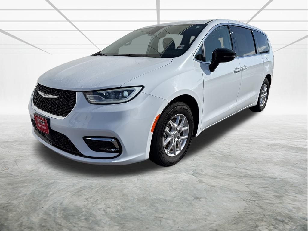 2024 Chrysler Pacifica Touring L FWD