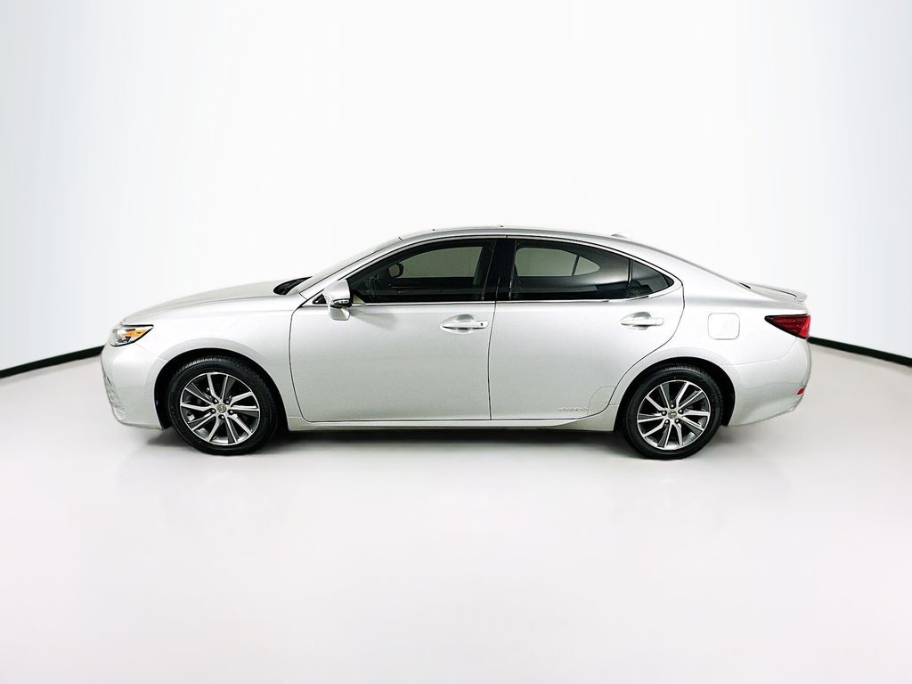 2017 Lexus ES Hybrid 300h 8