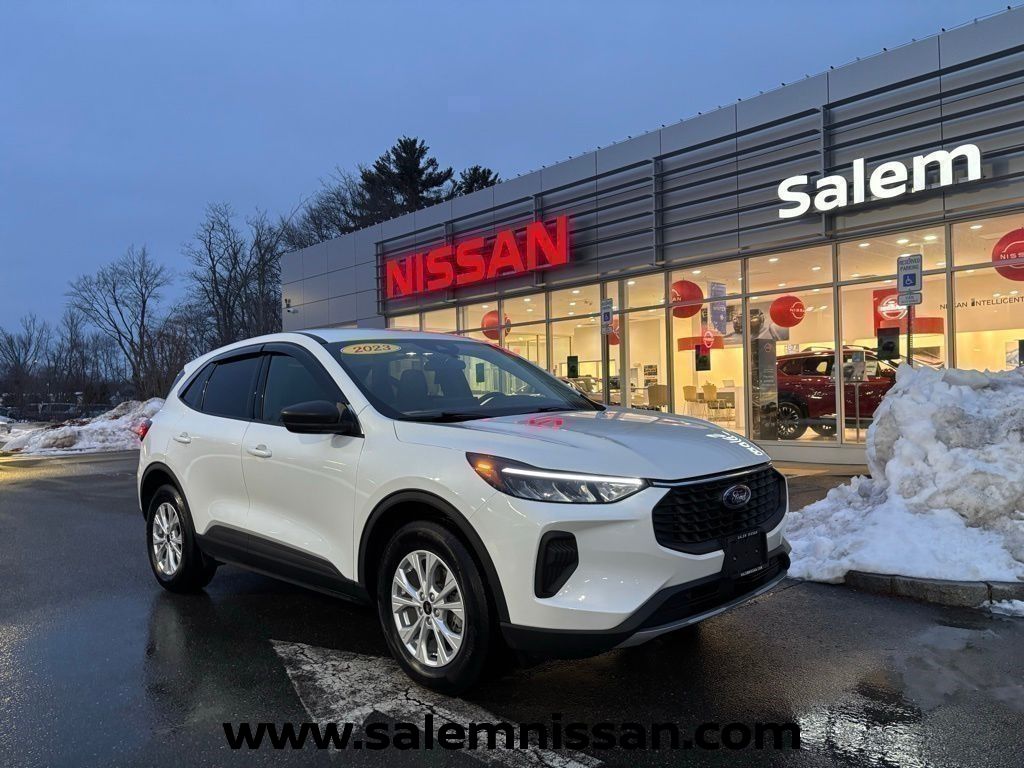 White Metallic 2023 Ford Escape Active AWD SUV / Crossover All-Wheel Drive 8-Speed Automatic