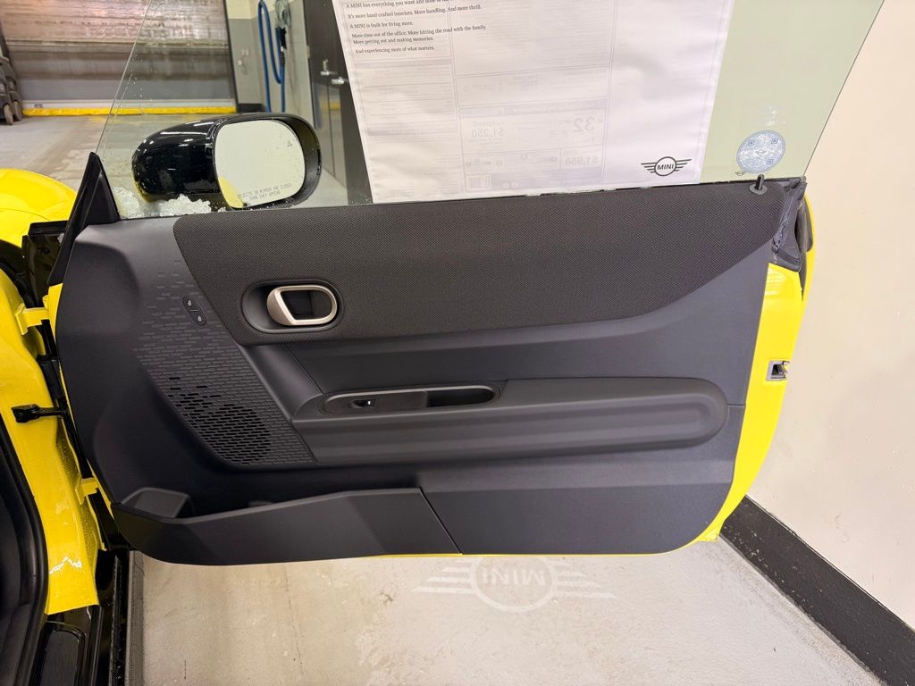 Thumbnail: 2026 MINI Cooper - 21