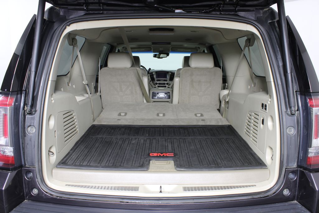 Used 2016 GMC Yukon XL for sale in 