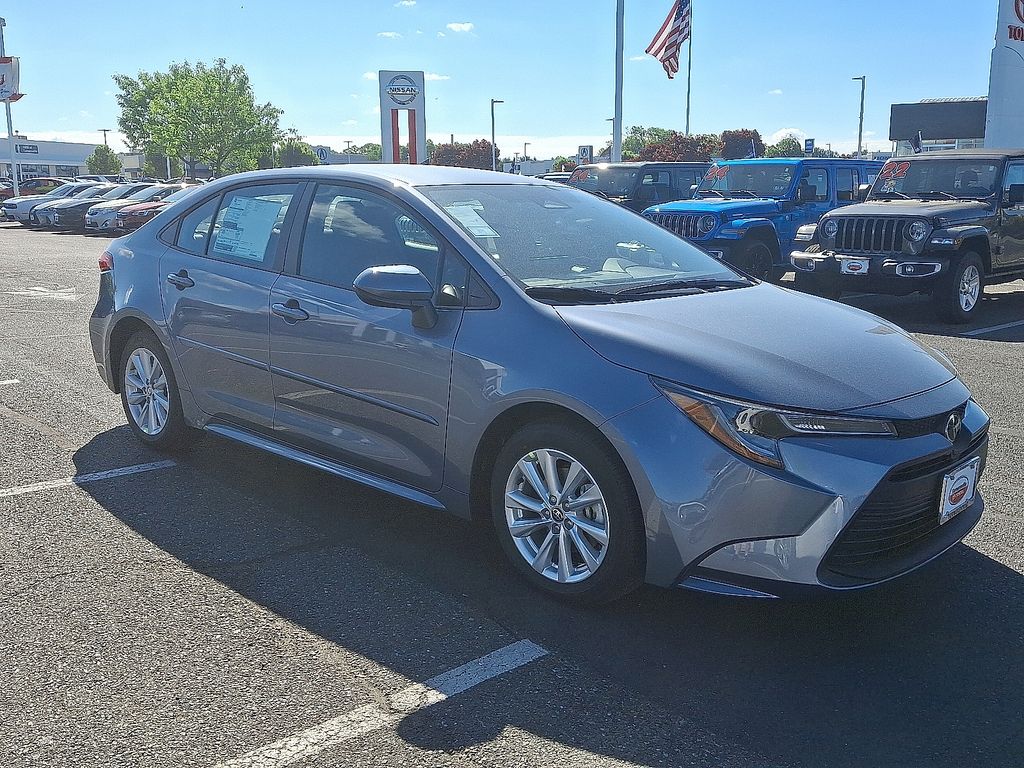 Thumbnail: 2025 Toyota Corolla - 2