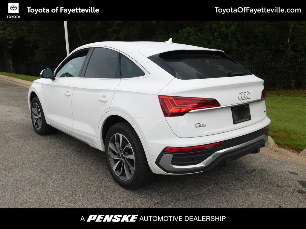 Thumbnail: 2022 Audi Q5 - 3