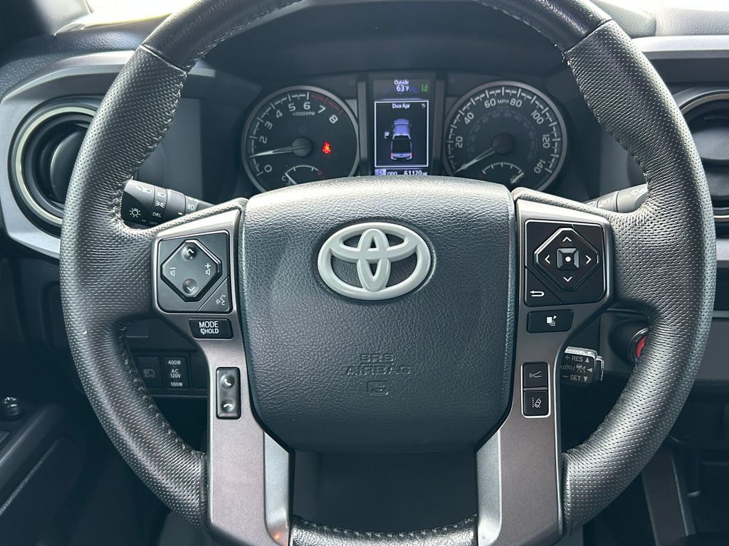 Thumbnail: 2020 Toyota Tacoma - 18