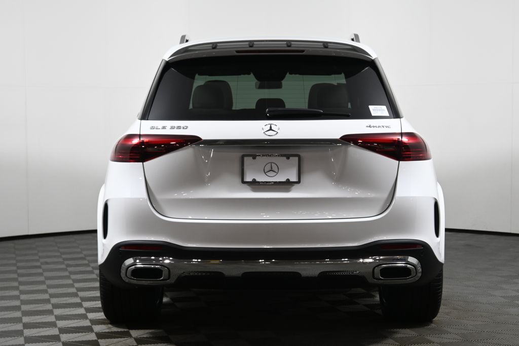 Thumbnail: 2026 Mercedes-Benz GLE - 6