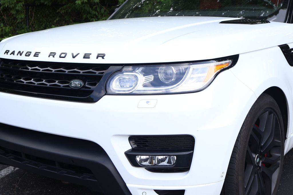Thumbnail: 2017 Land Rover Range Rover Sport - 3