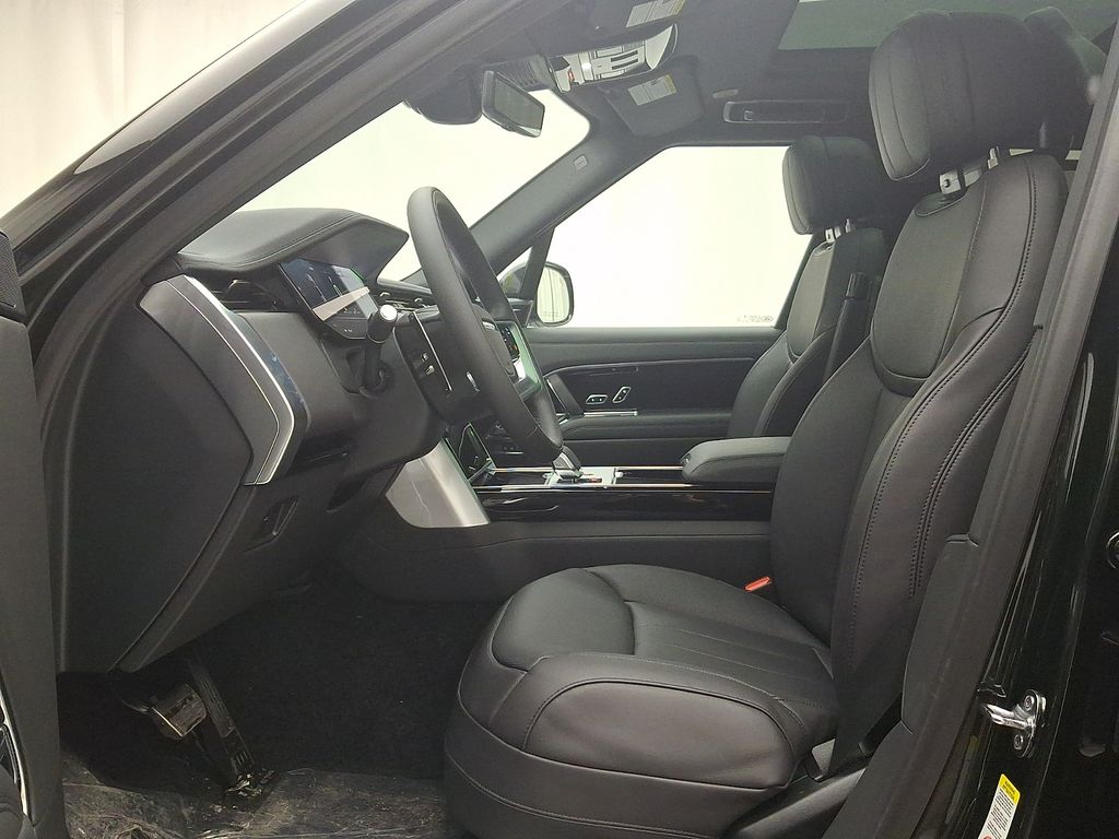 Thumbnail: 2026 Land Rover Range Rover - 11
