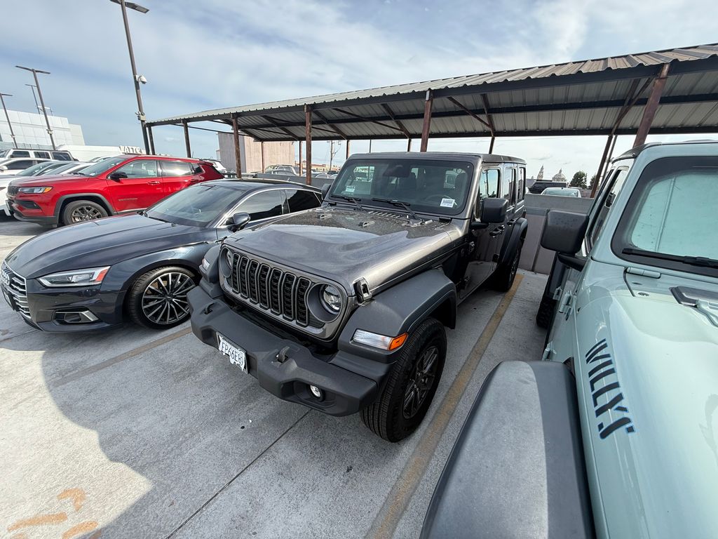 Crystal Metallic 2026 Jeep Wrangler SUV / Crossover Four-Wheel Drive 8-Speed Automatic