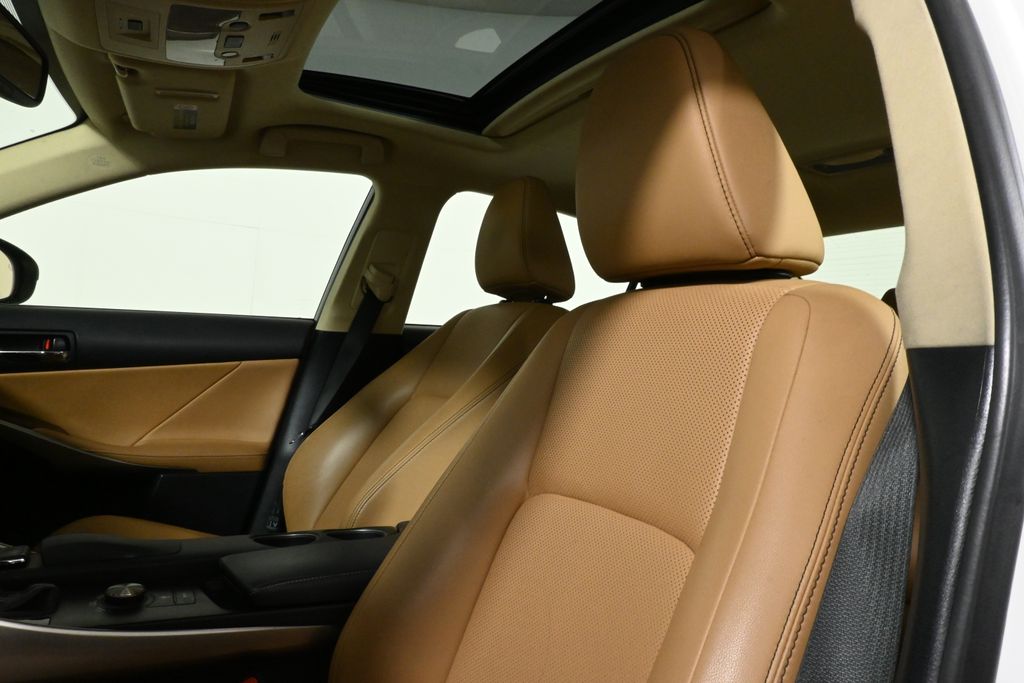 2016 Lexus IS 300 4