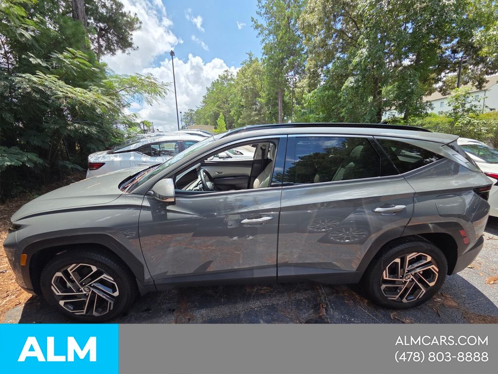 Used 2025 Gray Hyundai Limited image 3