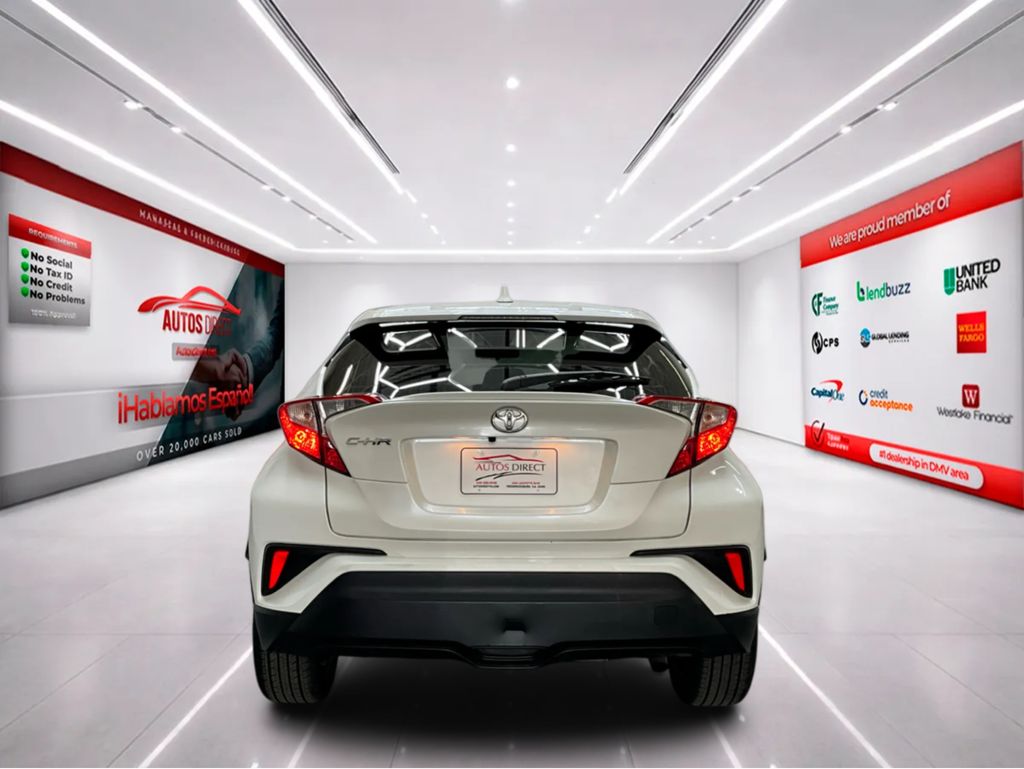 View vehicle photo 7