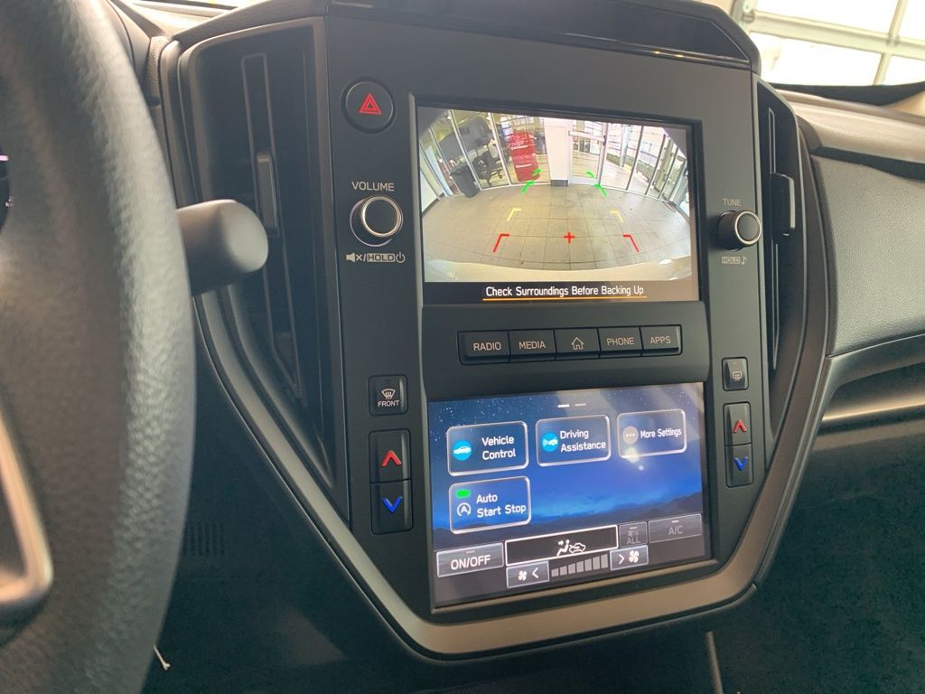 New 2025 White Subaru Base image 7