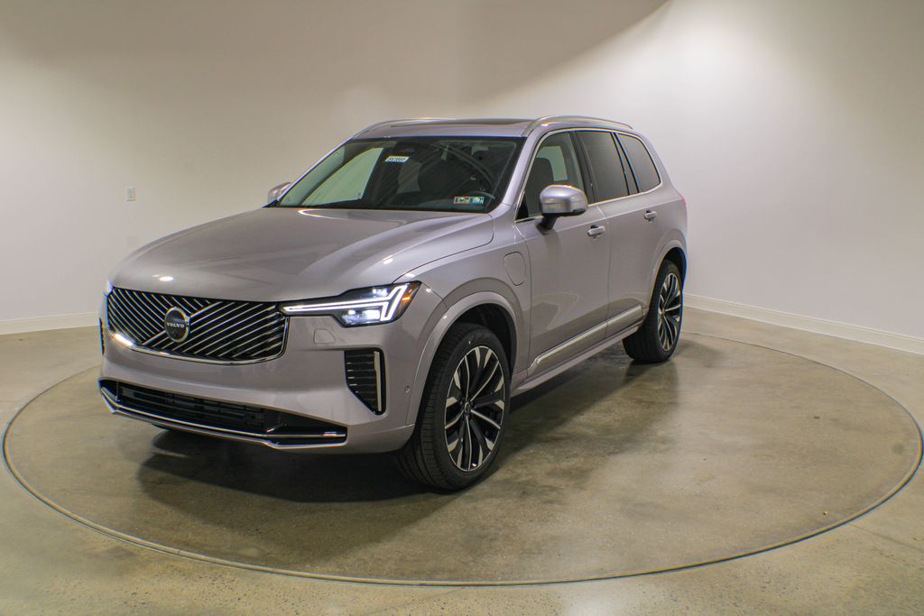 2026 Volvo XC90 Plug-In Hybrid T8 Plus