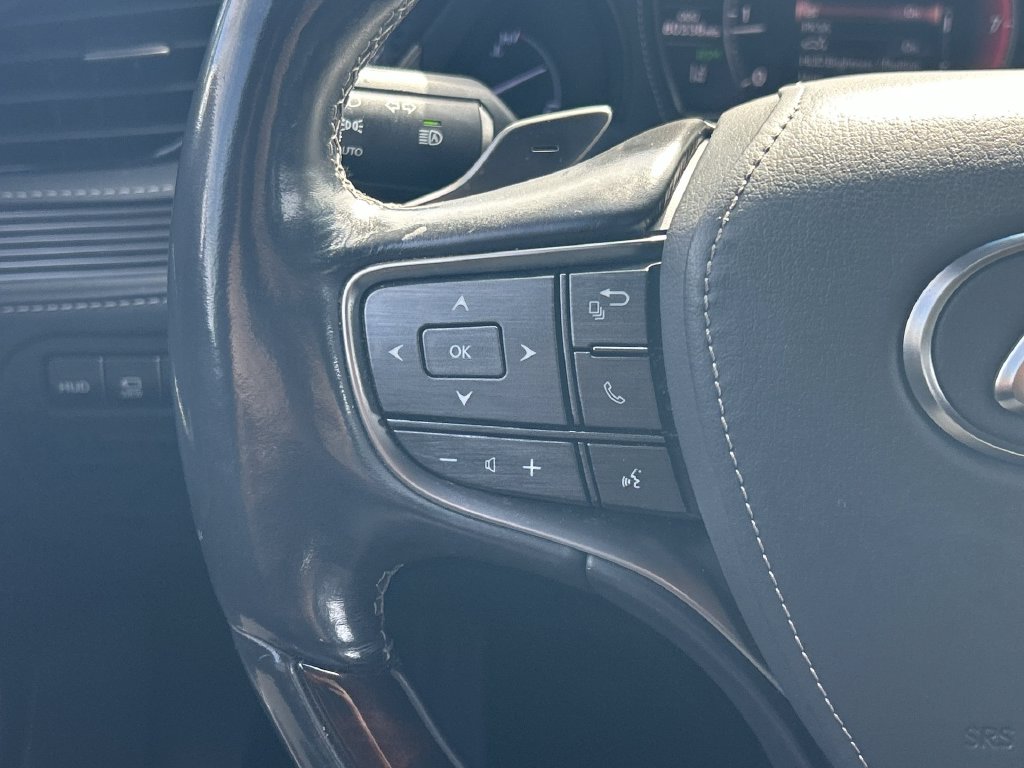 Thumbnail: 2018 Lexus LS - 20