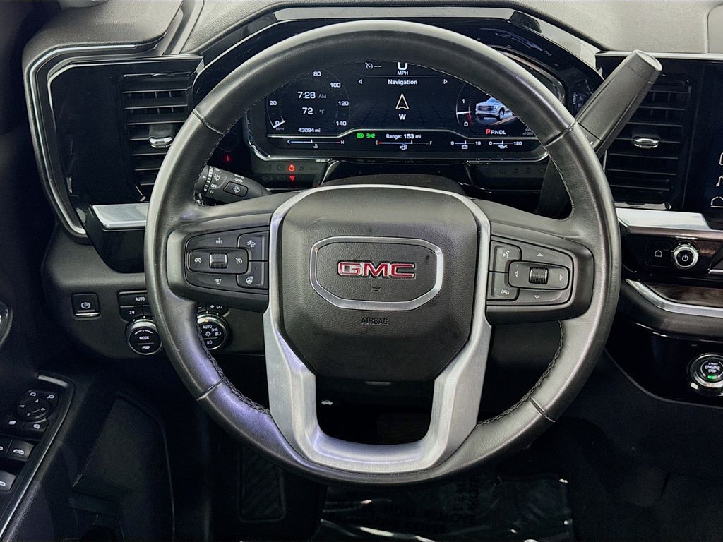 2024 GMC Sierra 1500 SLT - Photo 30