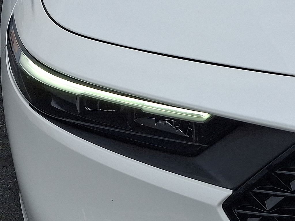 Thumbnail: 2023 Honda Accord - 9