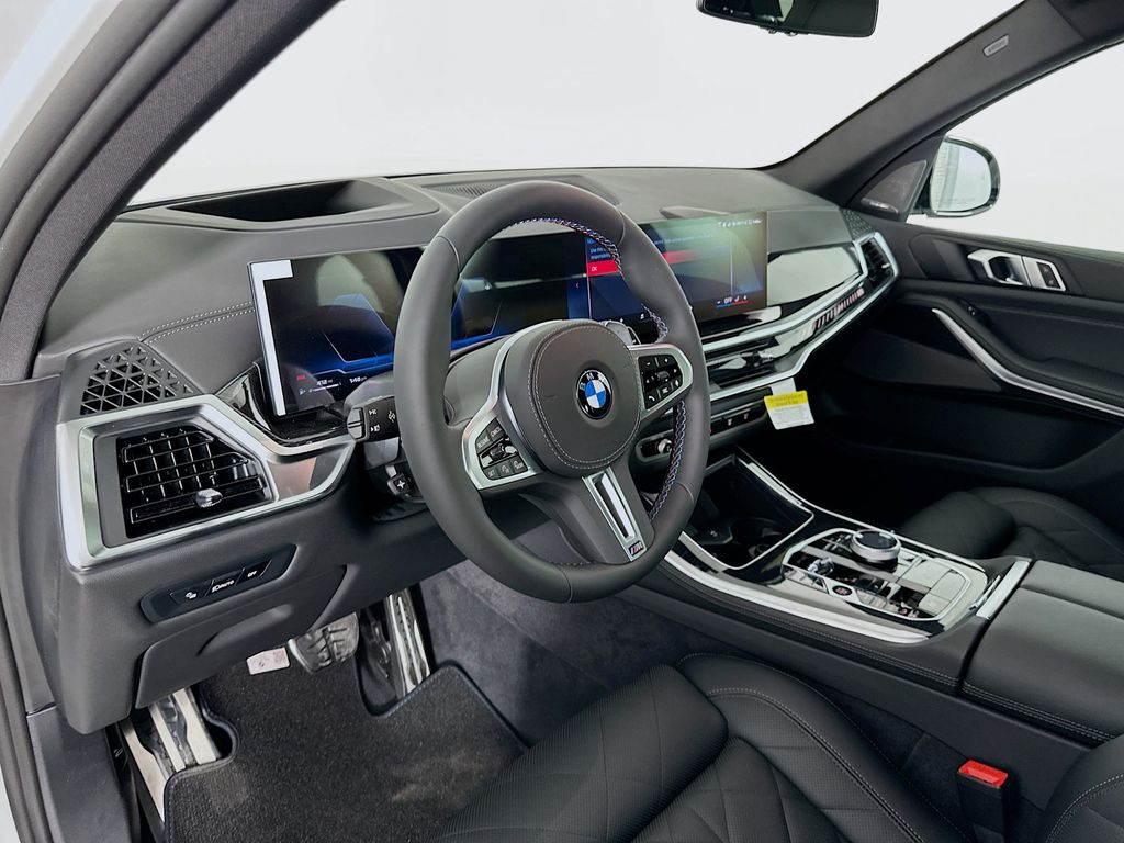 2026 BMW X5 M60i 9