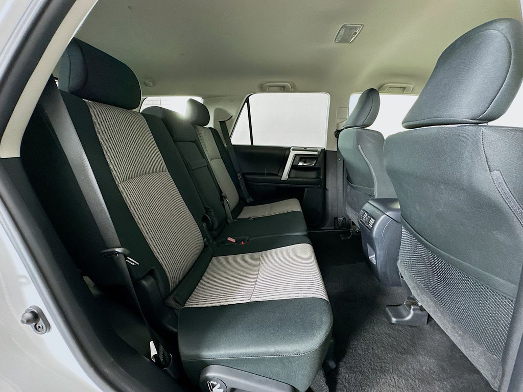 2024 Toyota 4Runner SR5 26