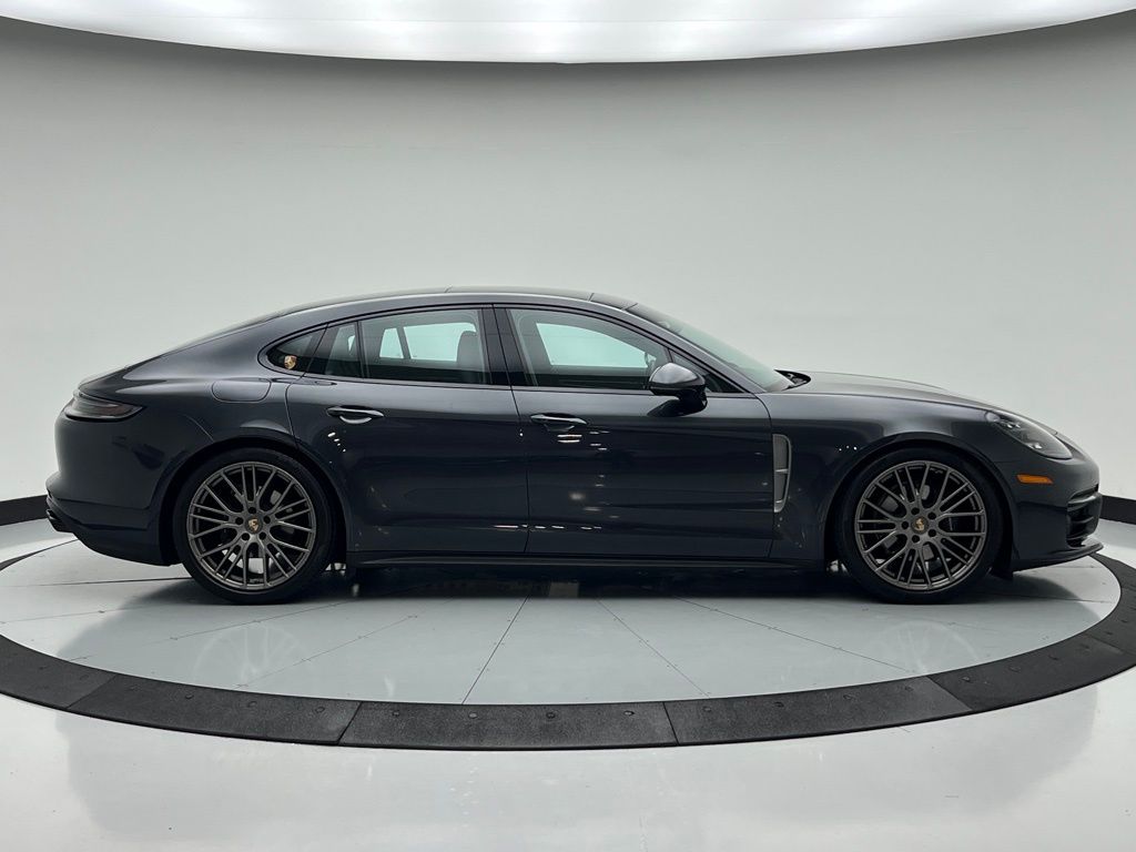Thumbnail: 2023 Porsche Panamera - 8