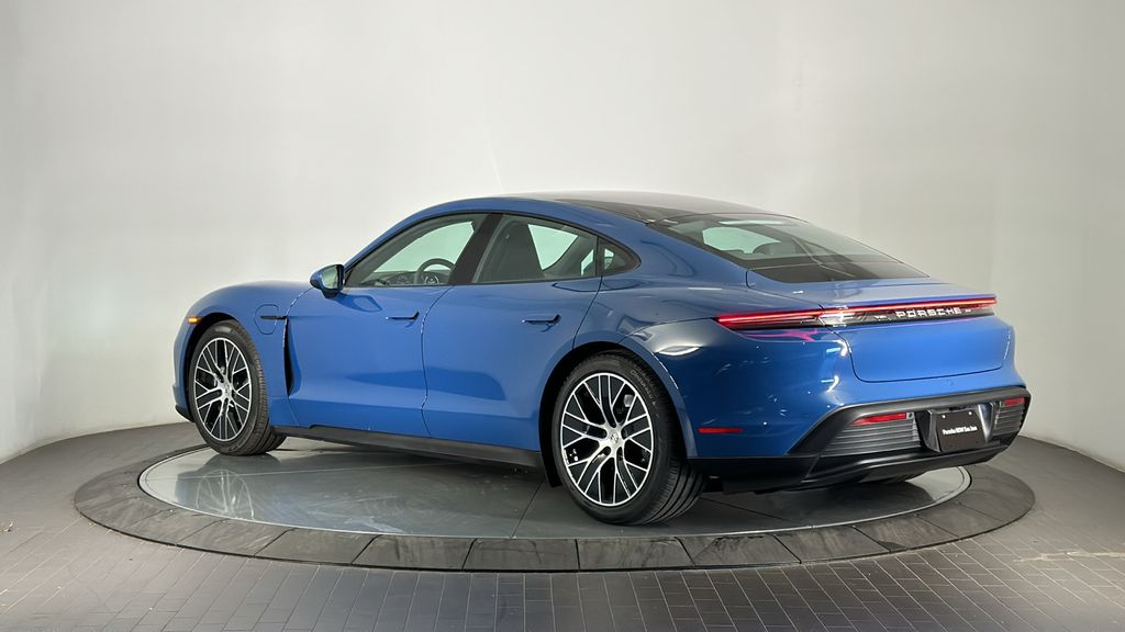 Thumbnail: 2025 Porsche Taycan - 3