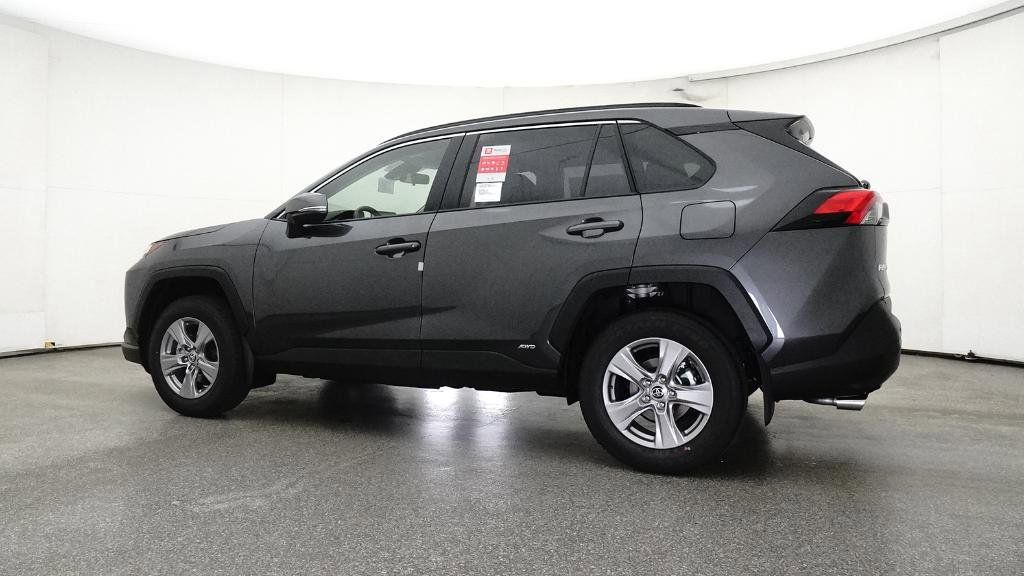 Thumbnail: 2025 Toyota RAV4 - 12