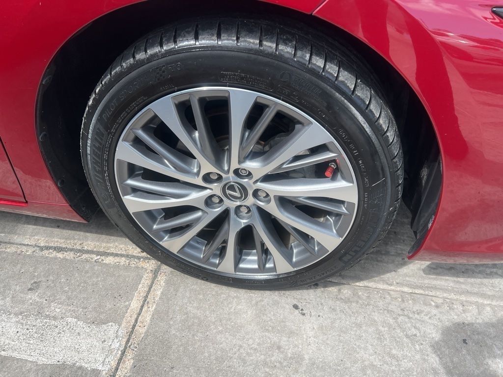 Used Car 2019 Lexus Es  350 For Sale Under $30,000 In San Juan, Puerto Rico