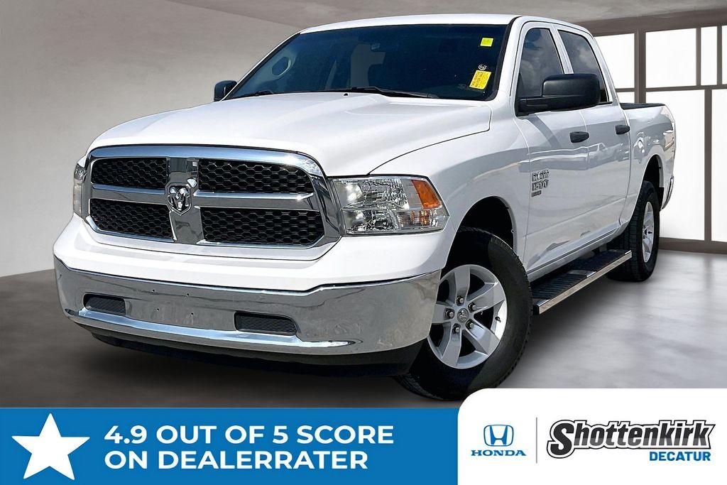Bright White Clearcoat 2022 RAM 1500 Pickup Truck Four-Wheel Drive 8-Speed Automatic