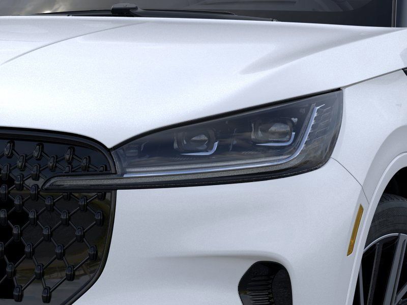 New 2026 White Lincoln Black Label image 18