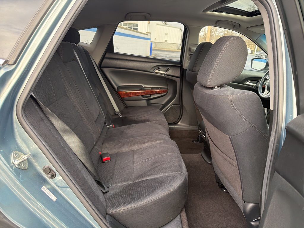 Thumbnail: 2012 Honda Crosstour - 23