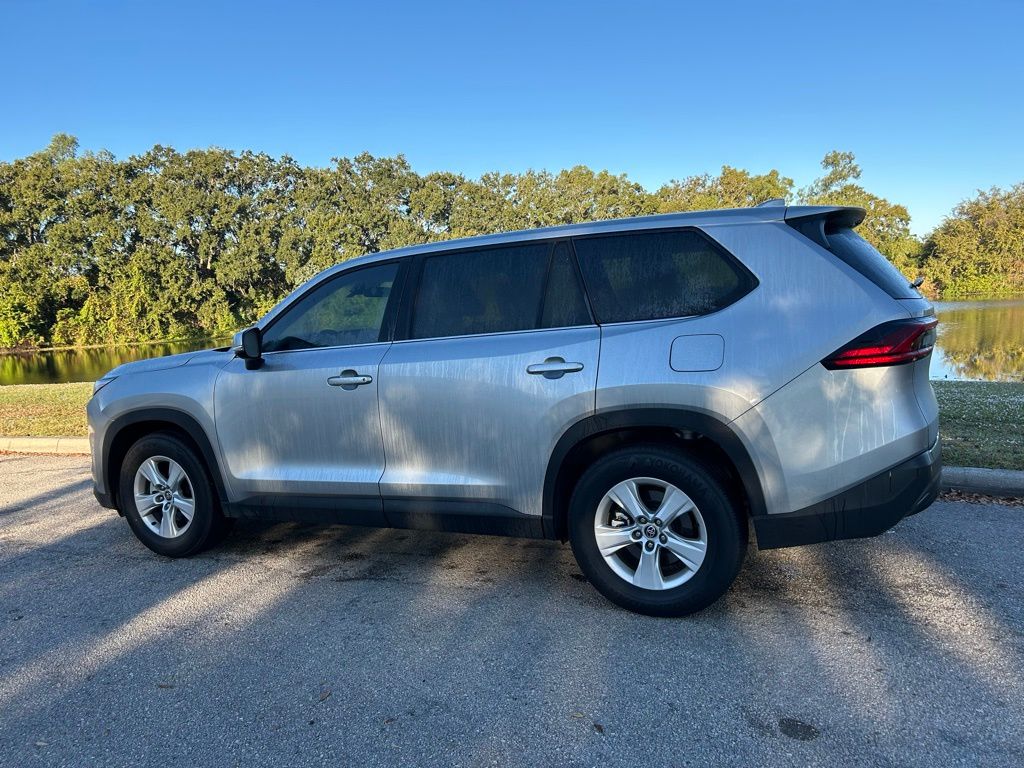 Thumbnail: 2025 Toyota Grand Highlander - 3
