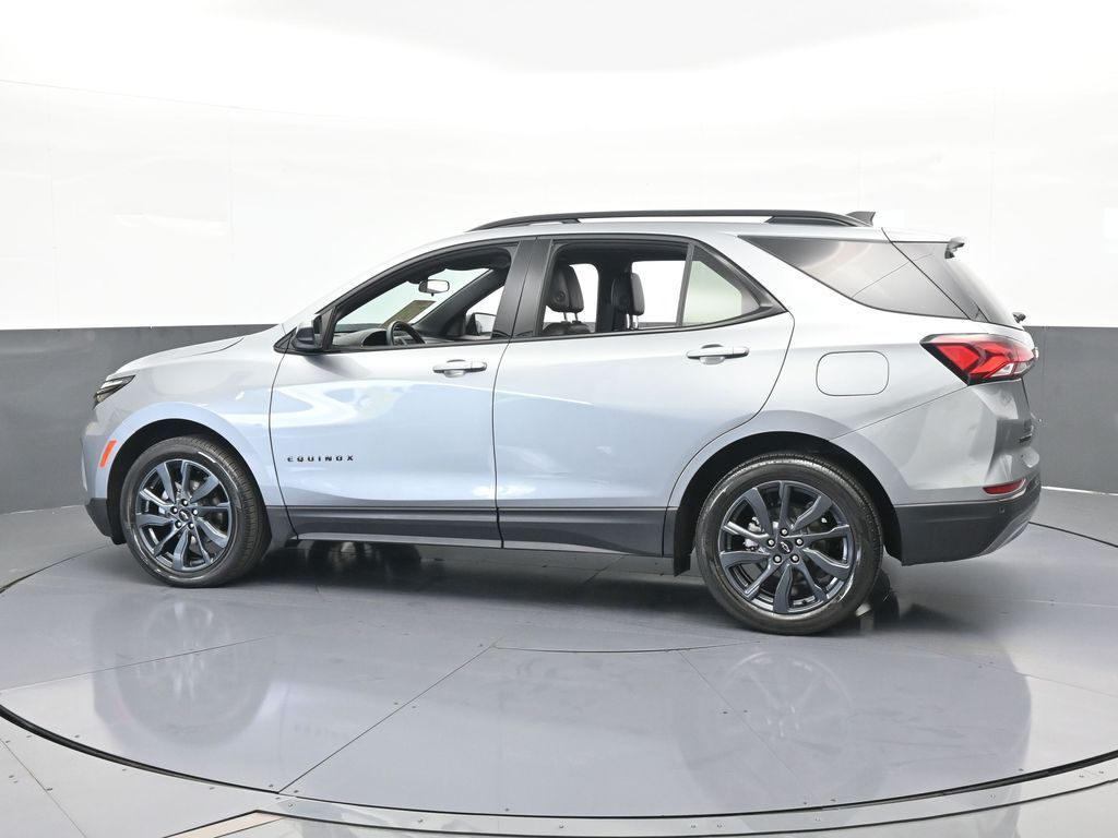 Used 2024 Chevrolet Equinox RS with VIN 3GNAXMEG8RS103483 for sale in Miami, FL