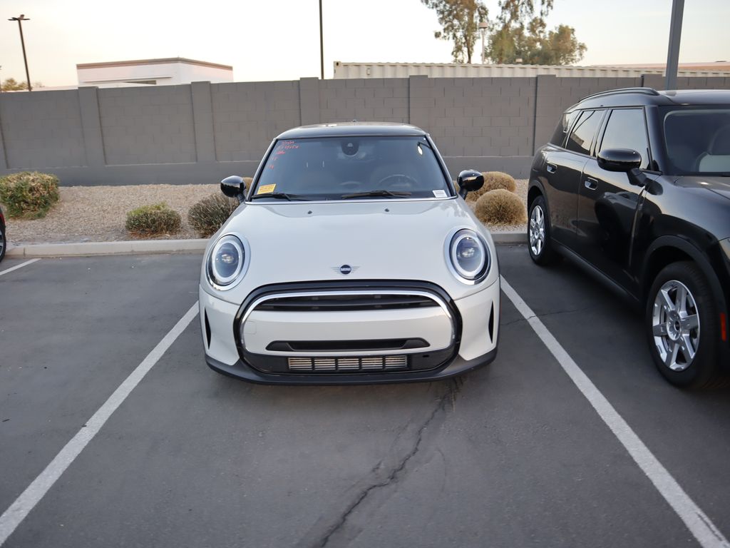 2022 MINI Cooper Oxford Edition 2