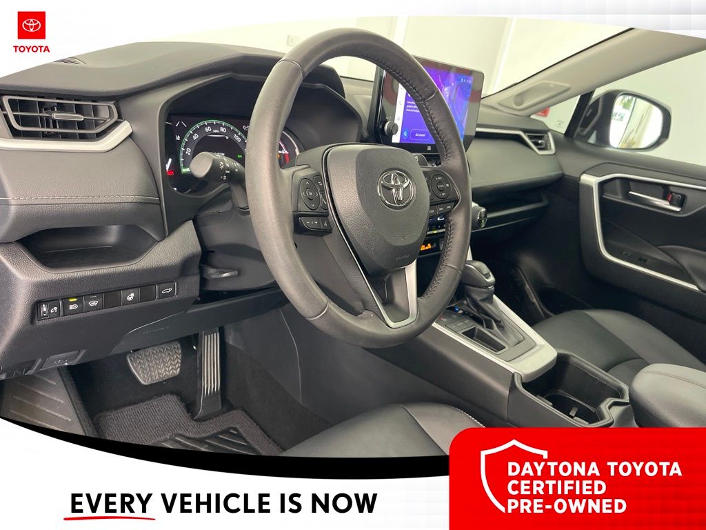 2024 Toyota RAV4 XLE Premium - Photo 23